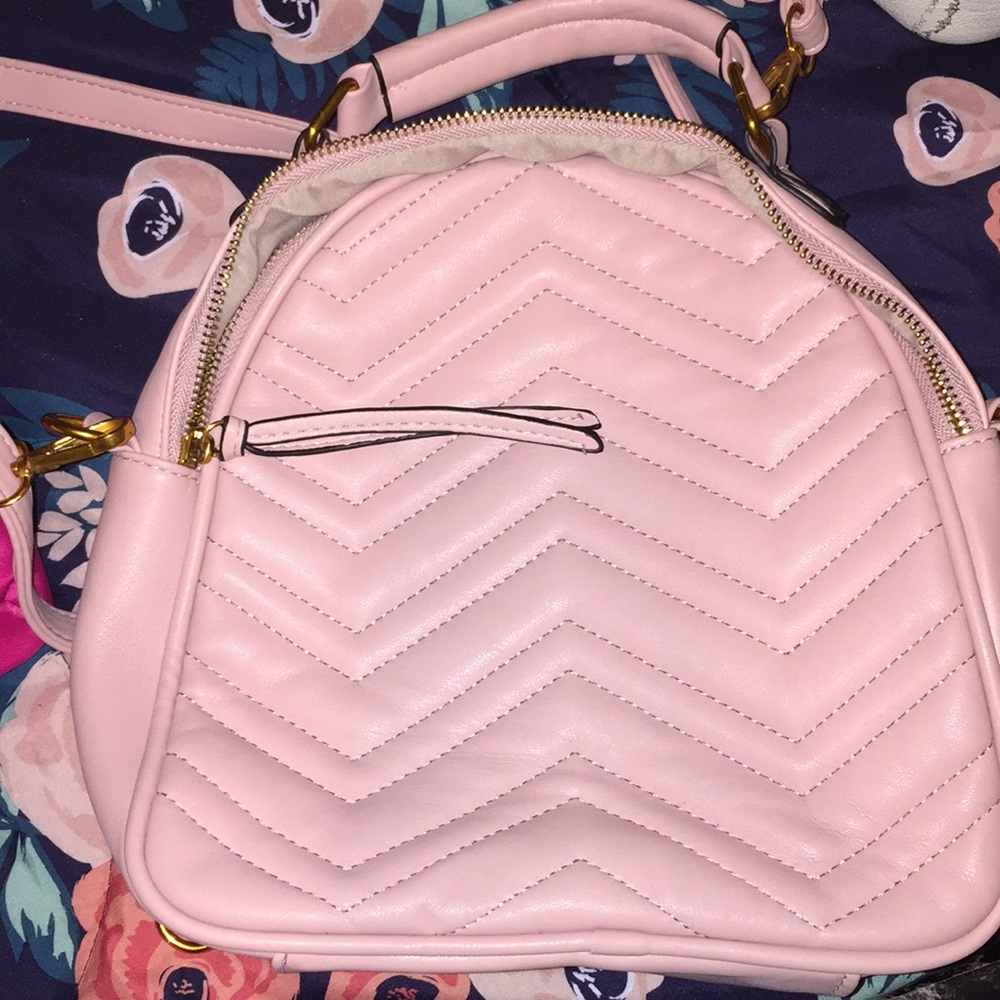 Bags - Picture 2 of 4